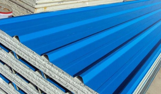 民衡彩鋼夾芯板易清洗，耐腐蝕性強